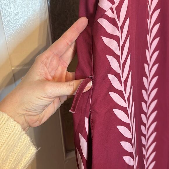 BloomChic Women’s Dark Red and Pink Patterned Sleeveless Shift Dress Size 14/16 - Picture 4 of 6